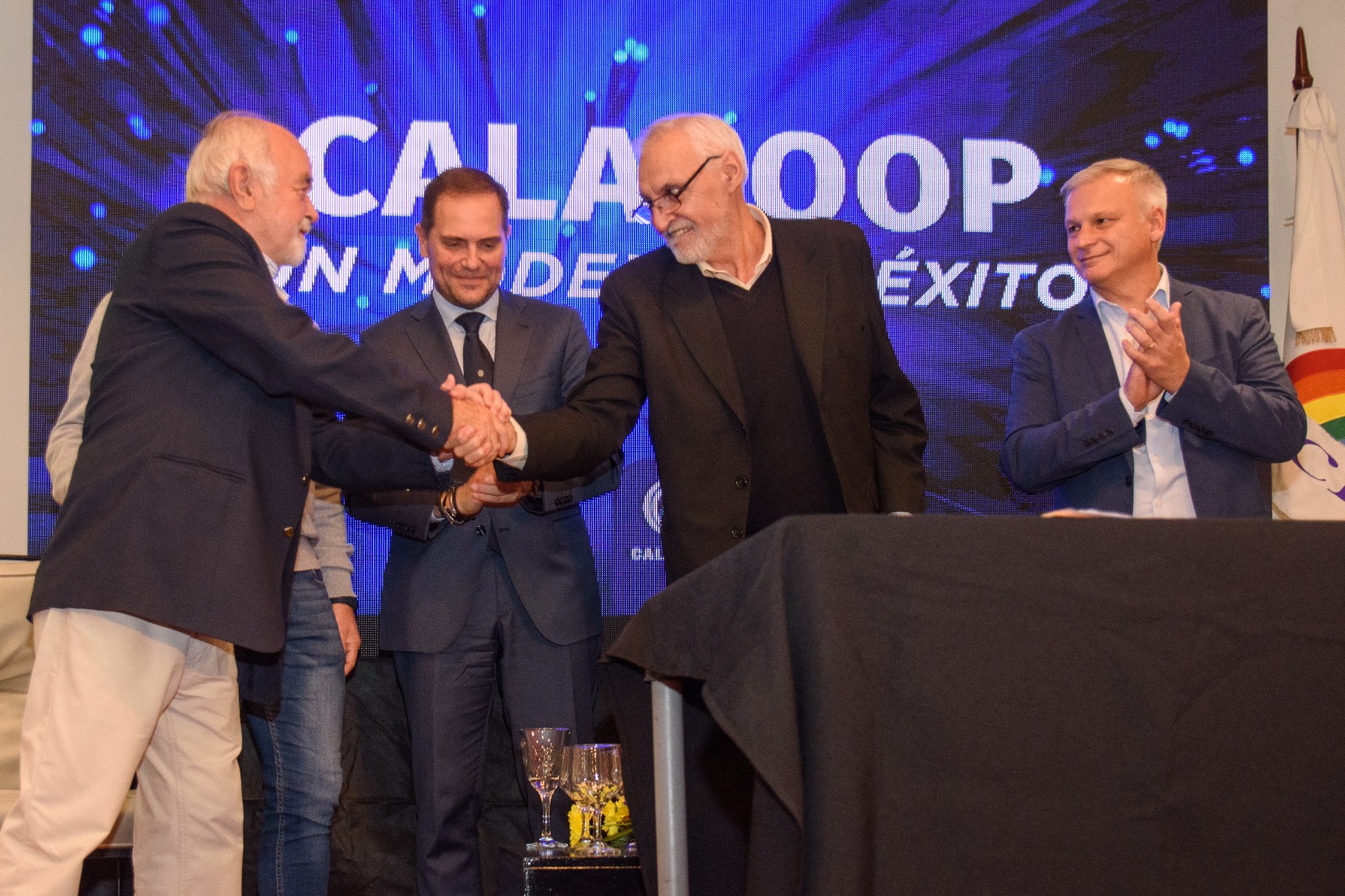 Firma de acuerdo marco entre Agencia Conectividad Córdoba y Calacoop